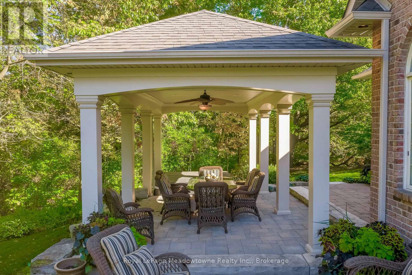 18 Parkshore Place, Hamilton, Ontario  L0R 1H1 - Photo 50 - X12486727