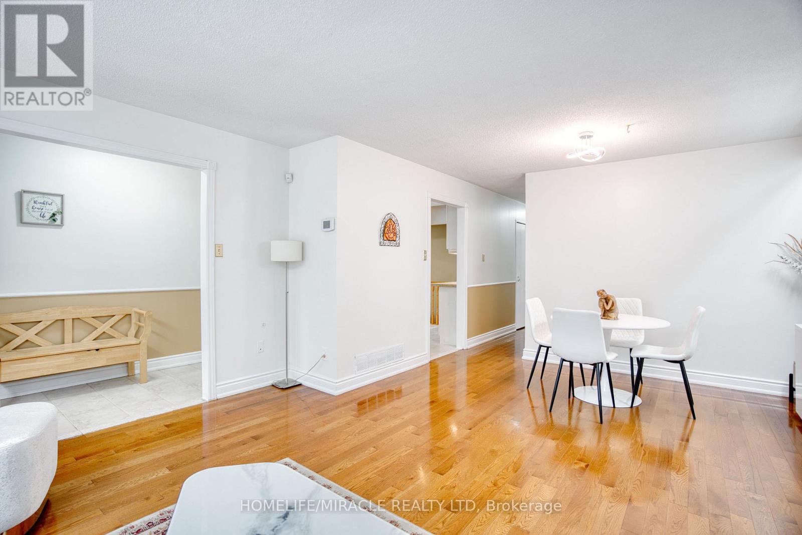 409 - 3353 Martins Pine Crescent, Mississauga, Ontario  L5L 1G3 - Photo 36 - W12486646