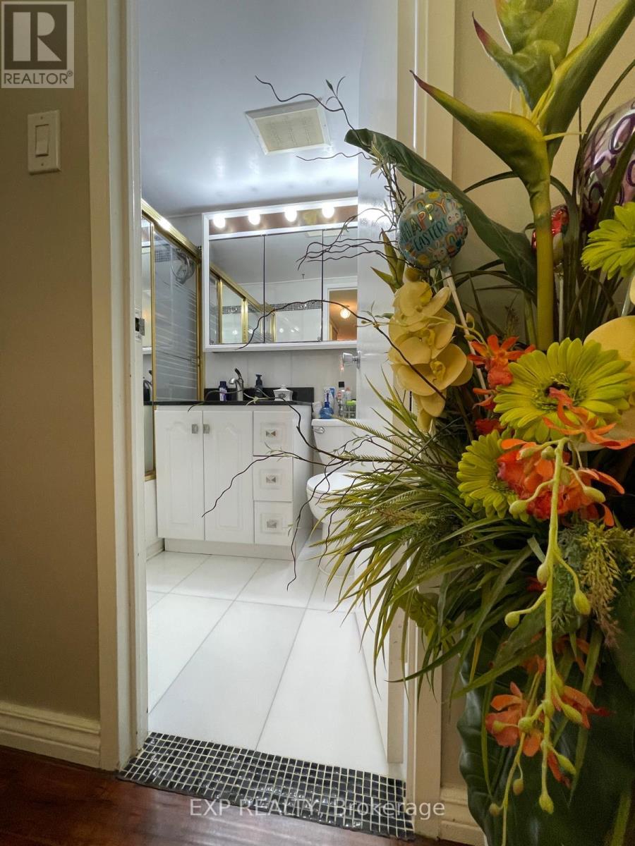 508 - 200 Lotherton Pathway, Toronto, Ontario  M6B 2G8 - Photo 22 - W12486650