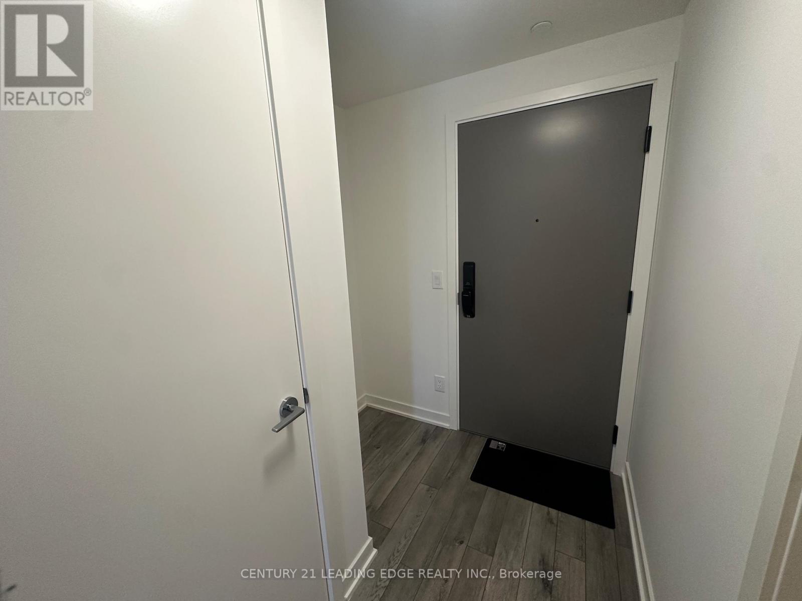 610 - 3071 TRAFALGAR ROAD, Oakville, Ontario