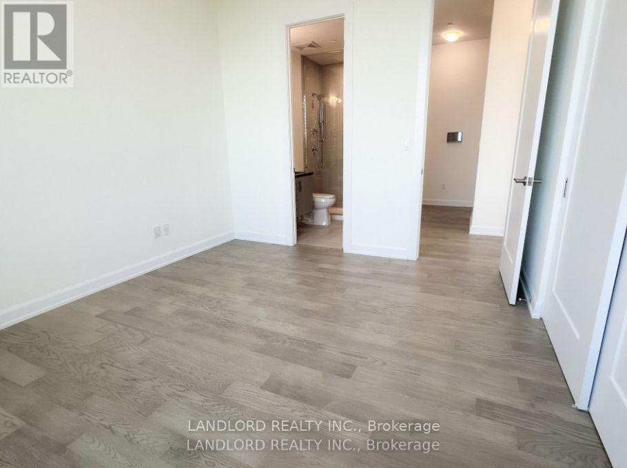 2206 - 3220 William Coltson Avenue, Oakville, Ontario  L6H 7C2 - Photo 10 - W12486663