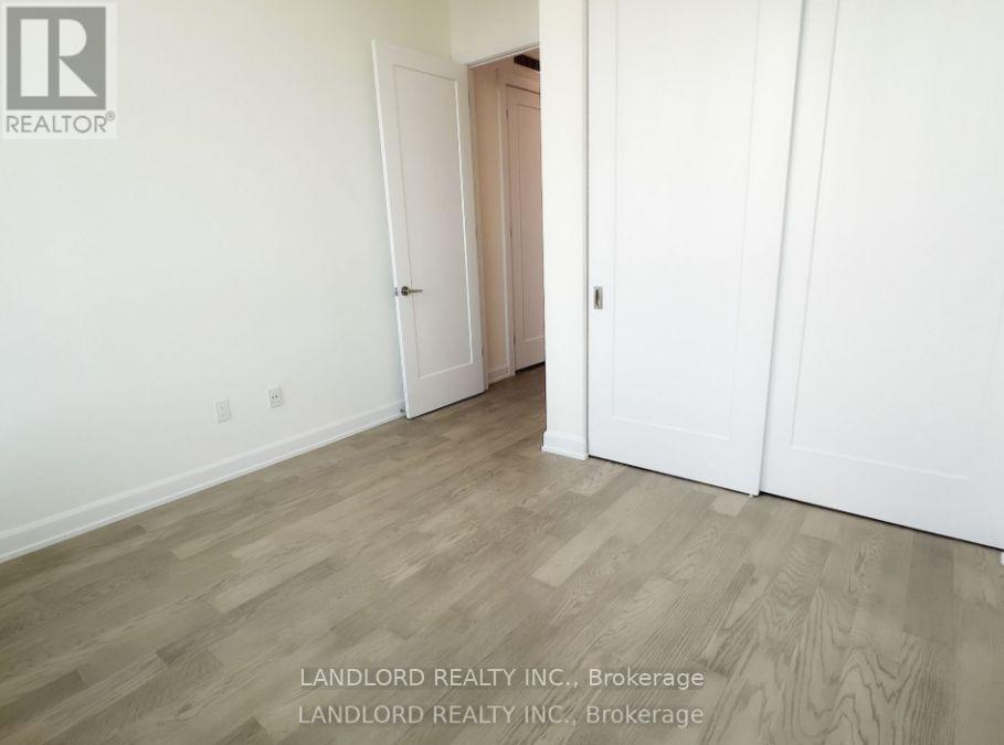 2206 - 3220 William Coltson Avenue, Oakville, Ontario  L6H 7C2 - Photo 15 - W12486663