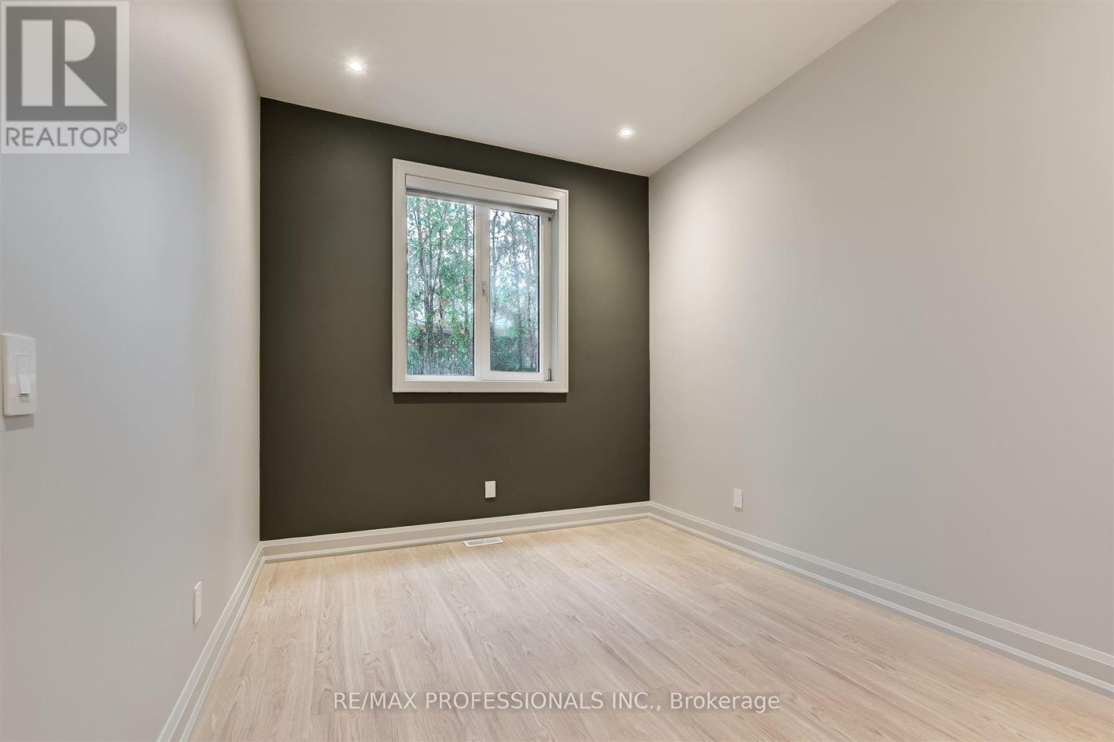 Garden  - 56 Shaver Avenue S, Toronto, Ontario  M9B 3T4 - Photo 11 - W12486671