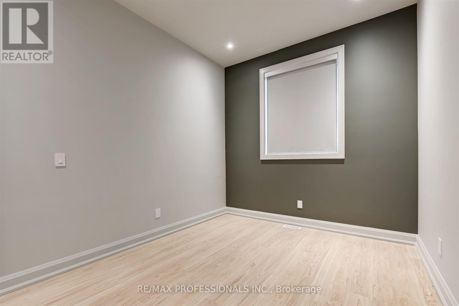 Garden  - 56 Shaver Avenue S, Toronto, Ontario  M9B 3T4 - Photo 12 - W12486671