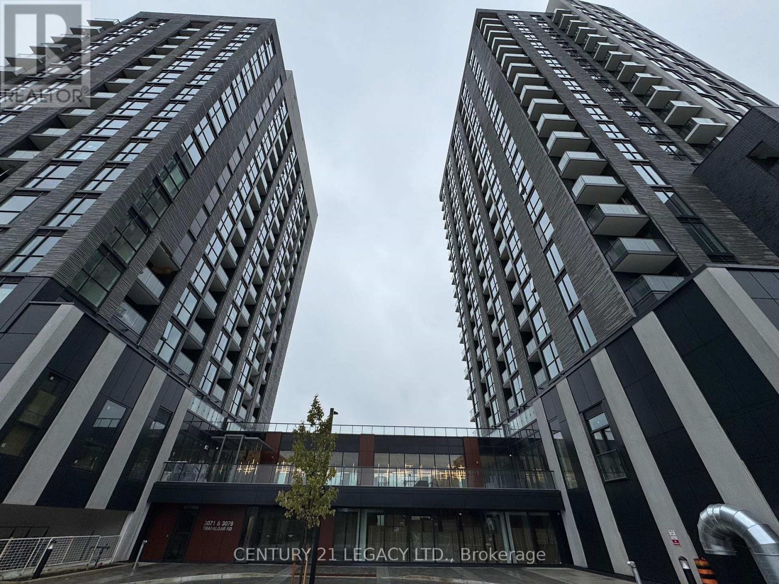 1310 - 3079 Trafalgar Rd Road, Oakville, Ontario  L6H 8C5 - Photo 10 - W12486674