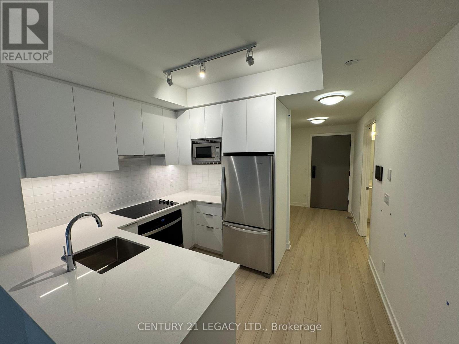 1310 - 3079 Trafalgar Rd Road, Oakville, Ontario  L6H 8C5 - Photo 6 - W12486674