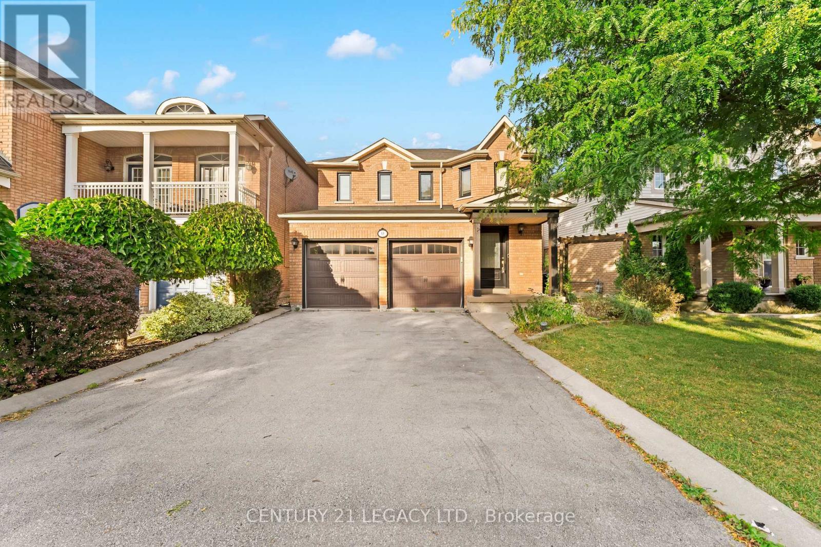 9 EDENVALLEY ROAD, Brampton, Ontario