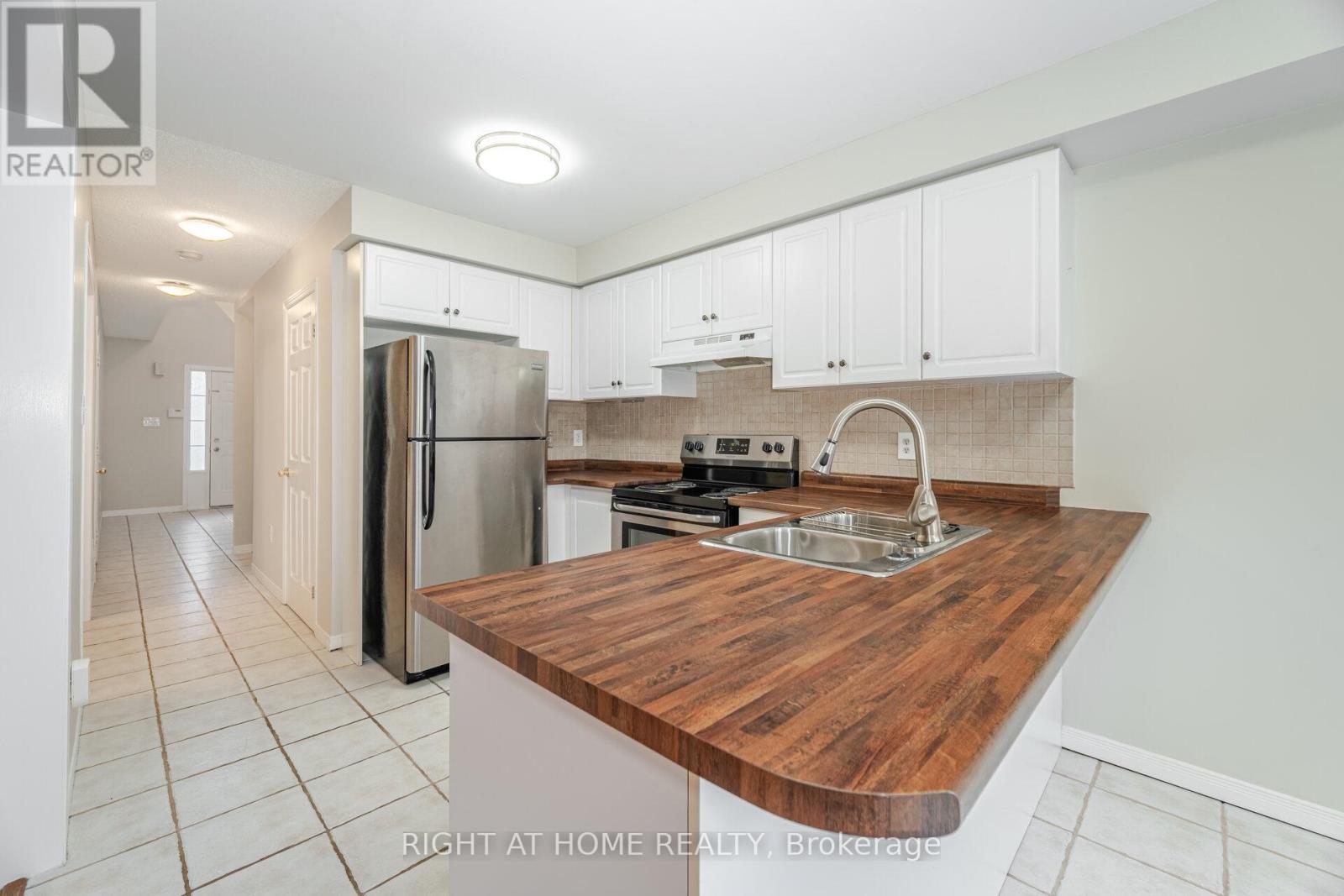 2 - 1283 Blanshard Drive, Burlington, Ontario  L7M 4T8 - Photo 15 - W12486687