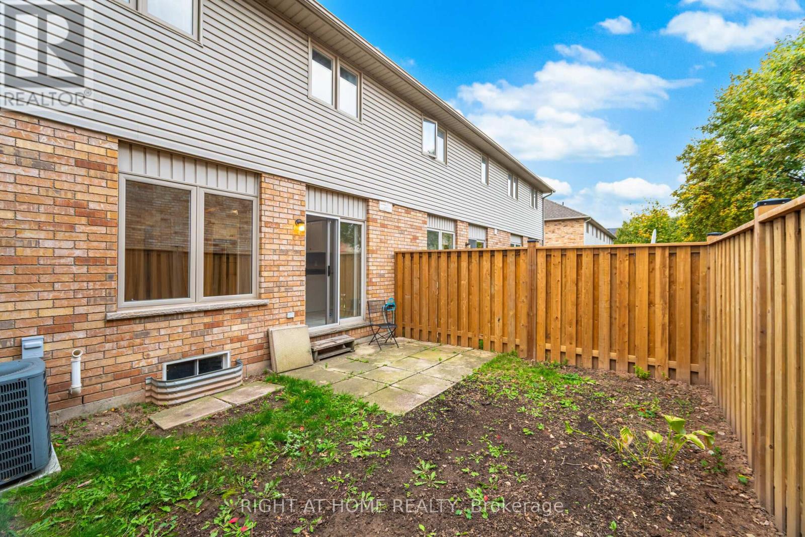 2 - 1283 Blanshard Drive, Burlington, Ontario  L7M 4T8 - Photo 36 - W12486687