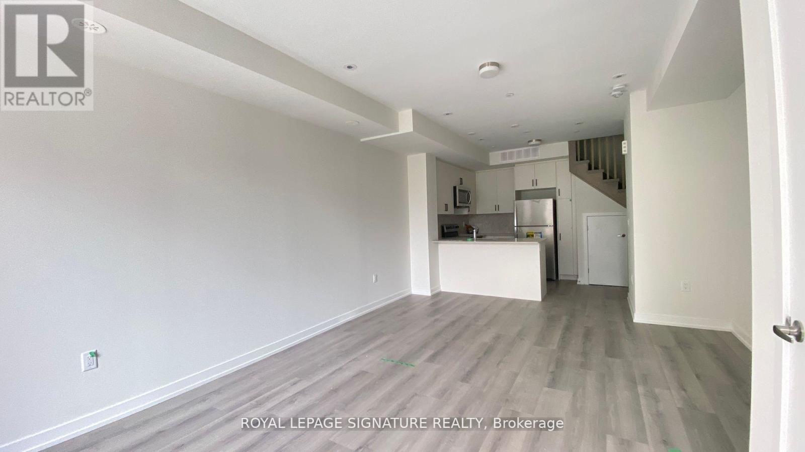 4 - 3566 Colonial Drive, Mississauga, Ontario  L5L 0C1 - Photo 5 - W12486697