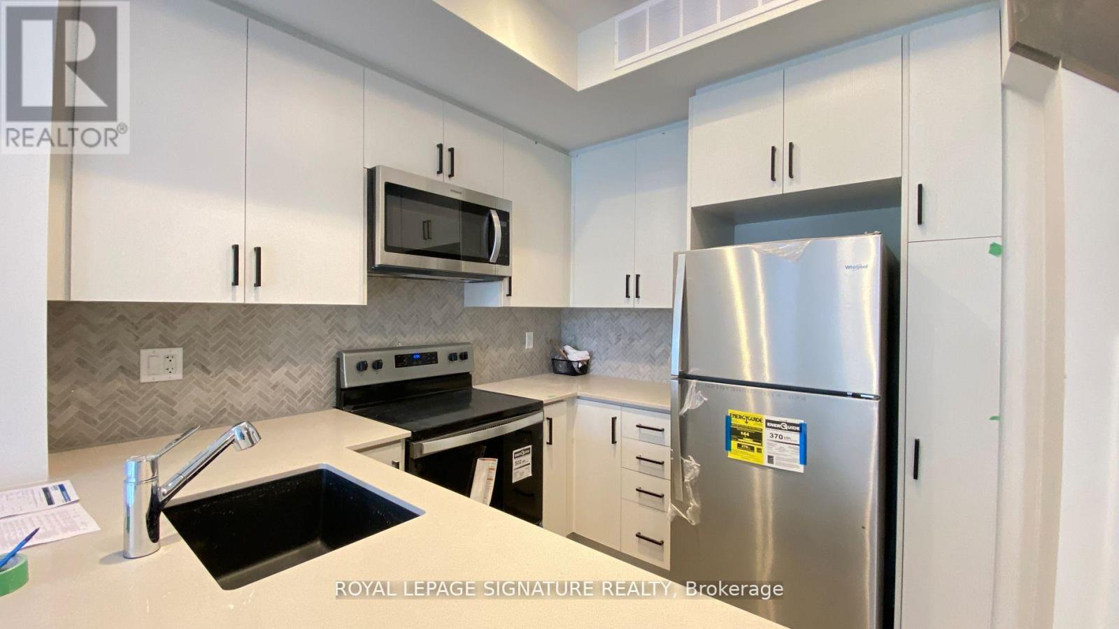 4 - 3566 Colonial Drive, Mississauga, Ontario  L5L 0C1 - Photo 6 - W12486697