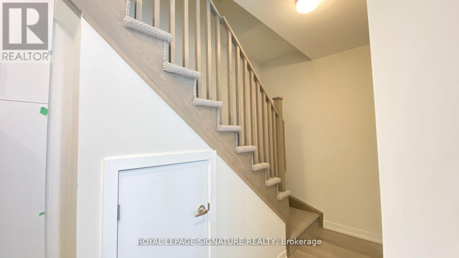 4 - 3566 Colonial Drive, Mississauga, Ontario  L5L 0C1 - Photo 7 - W12486697