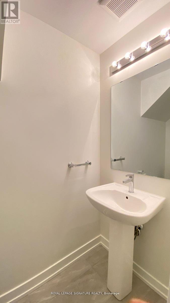 4 - 3566 Colonial Drive, Mississauga, Ontario  L5L 0C1 - Photo 9 - W12486697