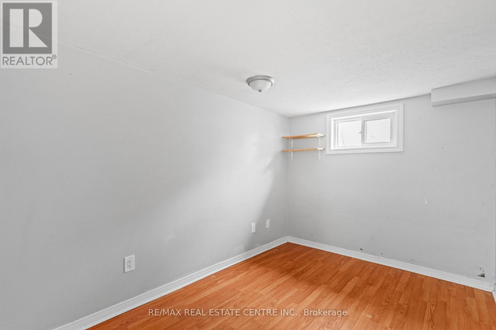 Basement - 298 Wallace Avenue, Welland, Ontario  L3B 1R9 - Photo 18 - X12486654