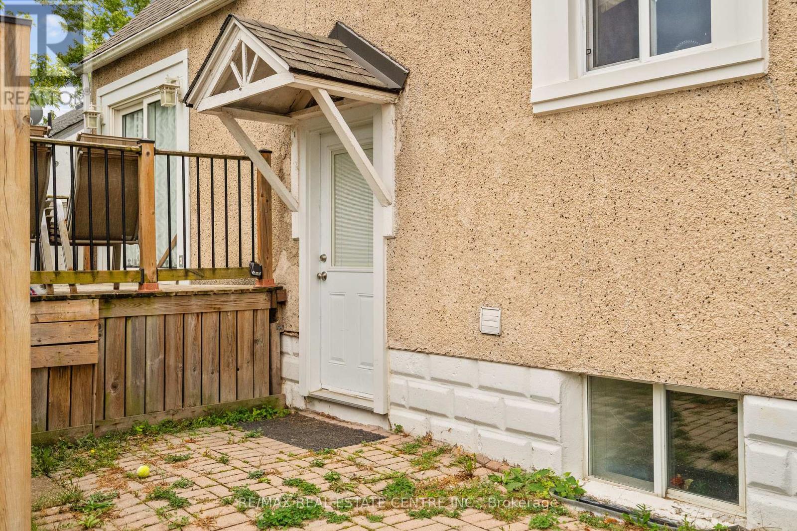 Basement - 298 Wallace Avenue, Welland, Ontario  L3B 1R9 - Photo 5 - X12486654