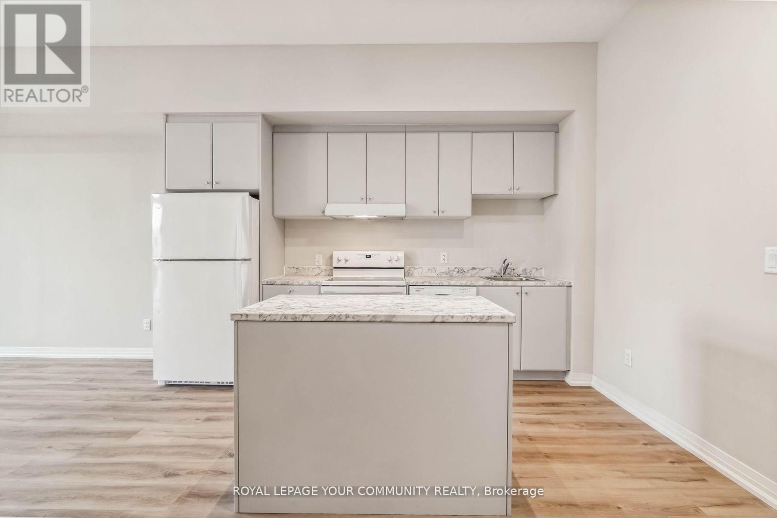 50 Herrick Avenue, St. Catharines, Ontario  L2P 2T9 - Photo 9 - X12486656