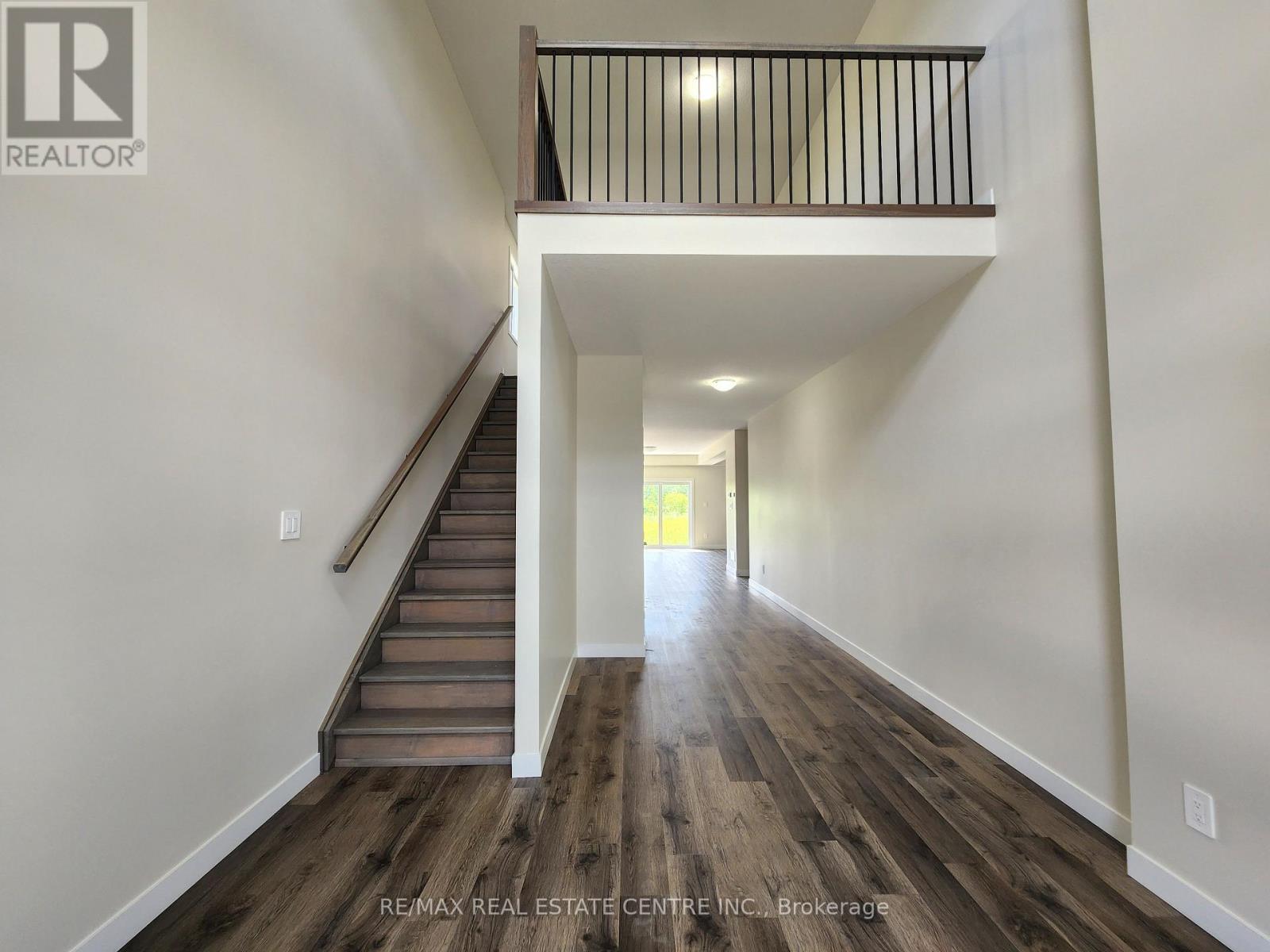 6825 Royal Magnolia Avenue, London South, Ontario  N6P 0J6 - Photo 2 - X12486669