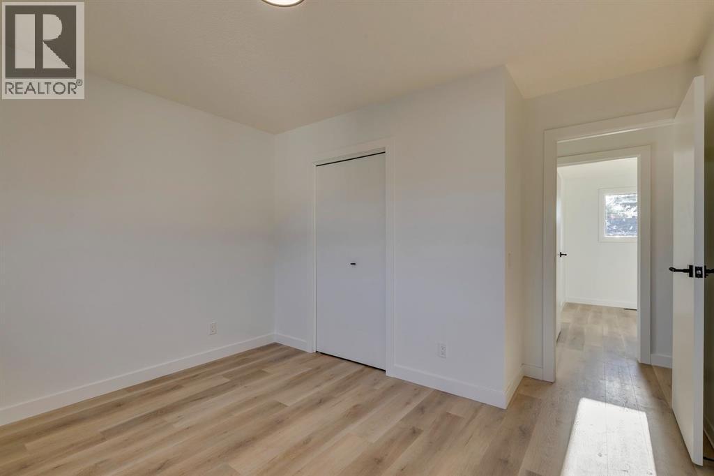 1304 Lake Sylvan Drive Se, Calgary, Alberta  T2J 4C8 - Photo 22 - A2261425