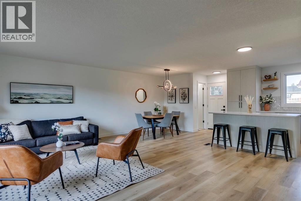 1304 Lake Sylvan Drive Se, Calgary, Alberta  T2J 4C8 - Photo 8 - A2261425