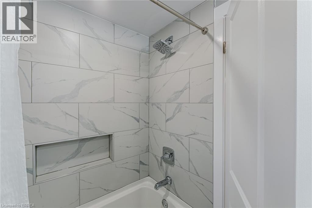 10 Uplands Drive, Brantford, Ontario  N3R 6H6 - Photo 28 - 40773524