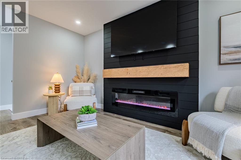 10 Uplands Drive, Brantford, Ontario  N3R 6H6 - Photo 4 - 40773524