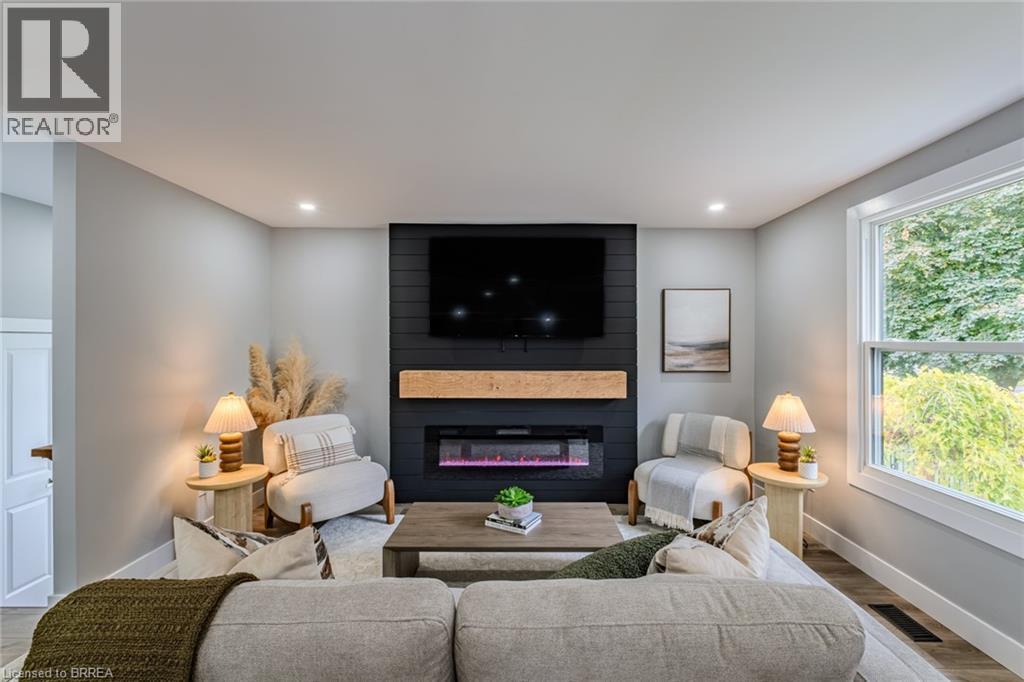 10 Uplands Drive, Brantford, Ontario  N3R 6H6 - Photo 3 - 40773524