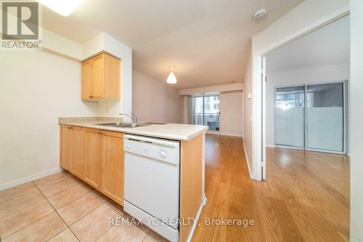 1016 - 155 Beecroft Road, Toronto, Ontario  M2N 7C6 - Photo 6 - C12486695