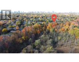 B1 - 26 RESTWELL CRESCENT, Toronto, Ontario