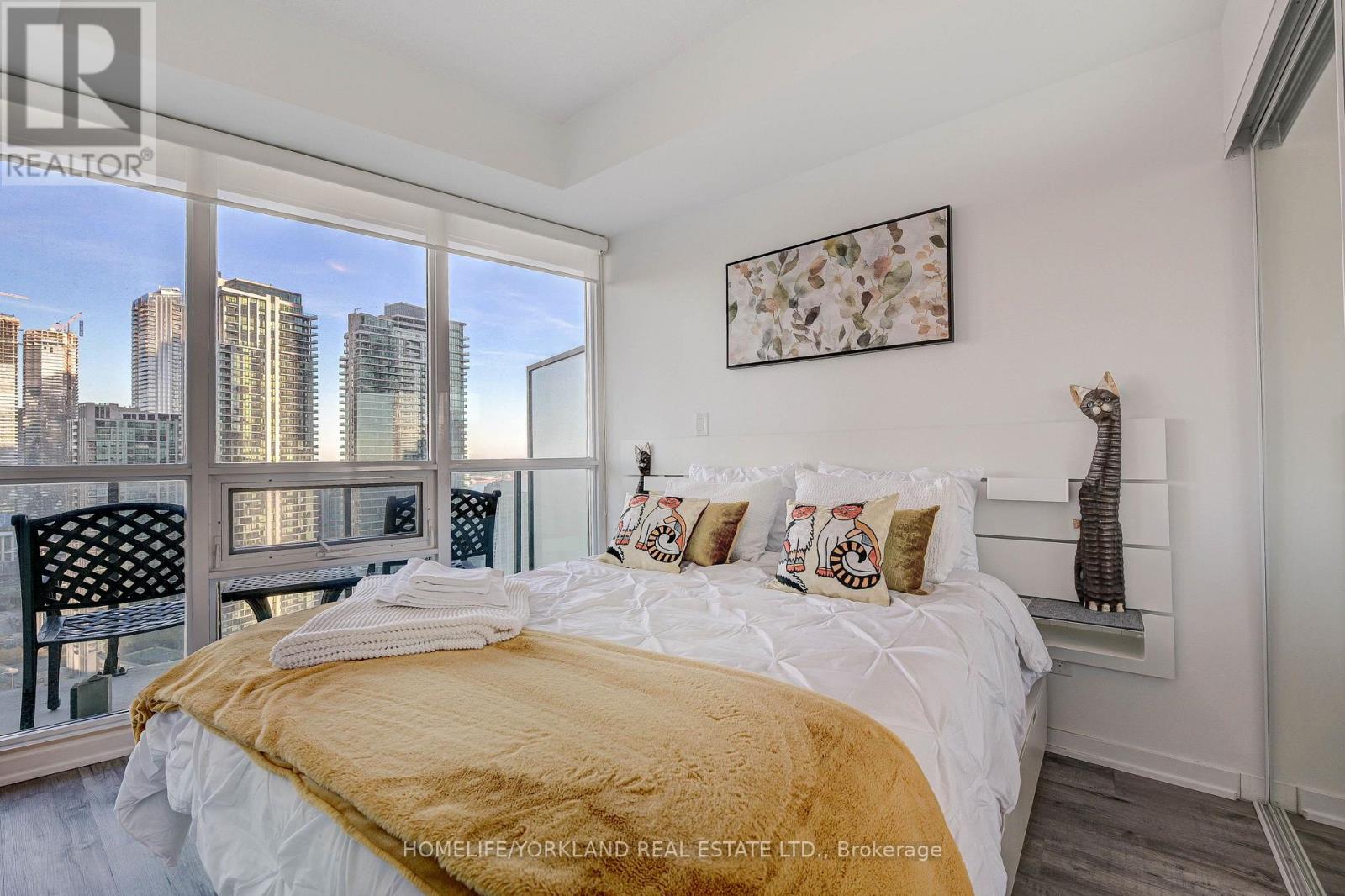 3008 - 65 Bremner Boulevard, Toronto, Ontario  M5J 0A7 - Photo 2 - C12486703