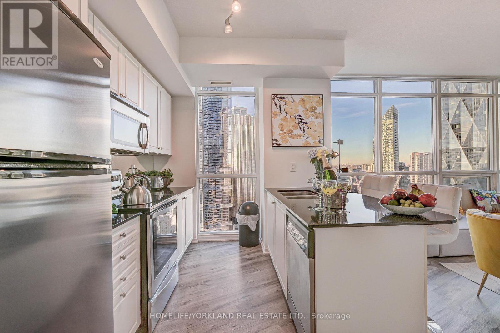 3008 - 65 Bremner Boulevard, Toronto, Ontario  M5J 0A7 - Photo 9 - C12486703