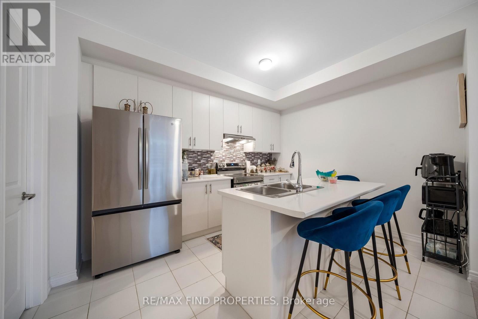 1125 Lockie Drive, Oshawa, Ontario  L1L 0R9 - Photo 10 - E12486732