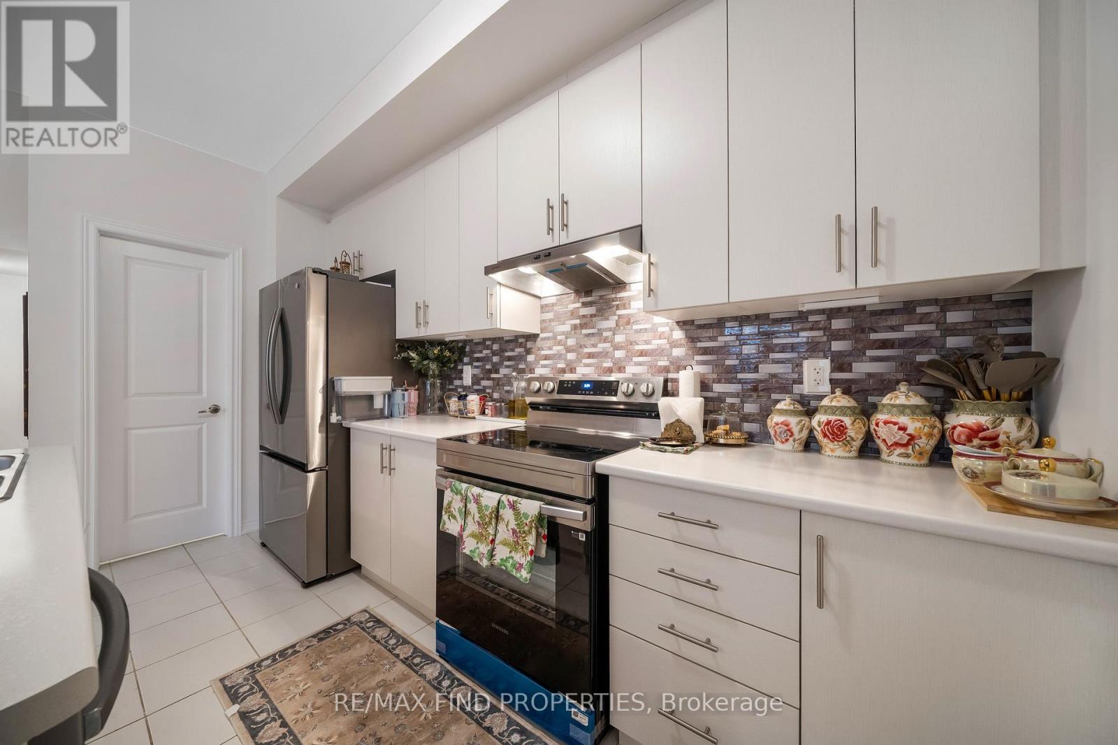 1125 Lockie Drive, Oshawa, Ontario  L1L 0R9 - Photo 12 - E12486732