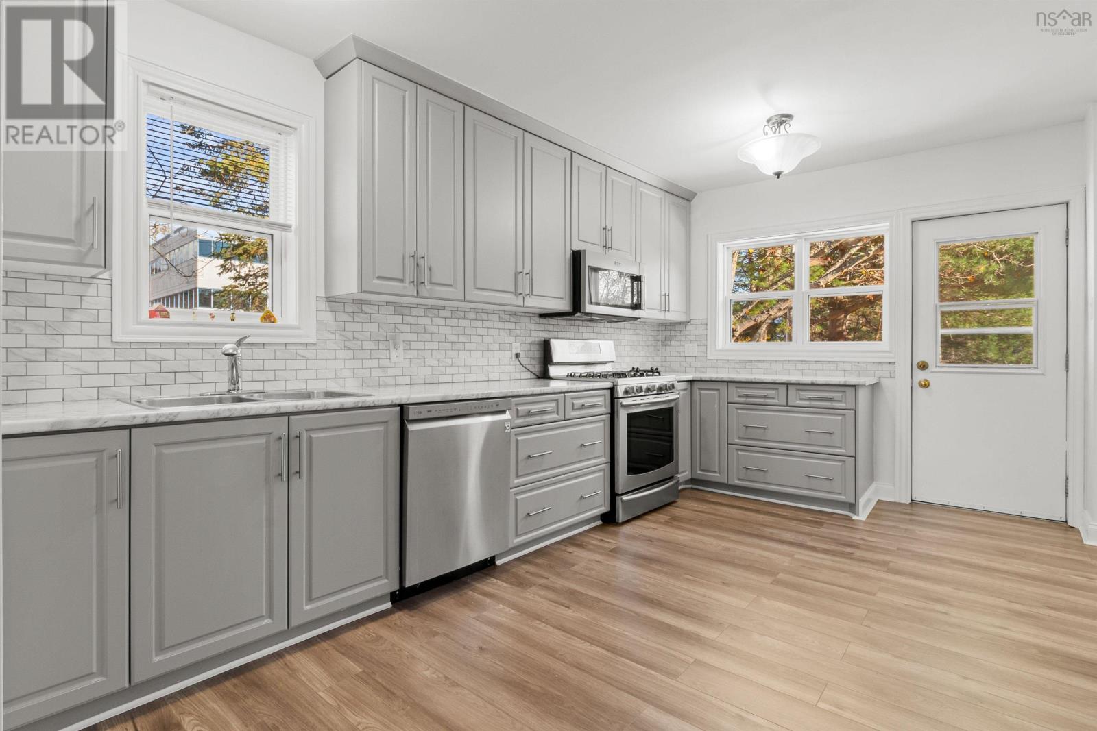 30 Wardour Street, Bedford, Nova Scotia  B4A 2H9 - Photo 15 - 202526746