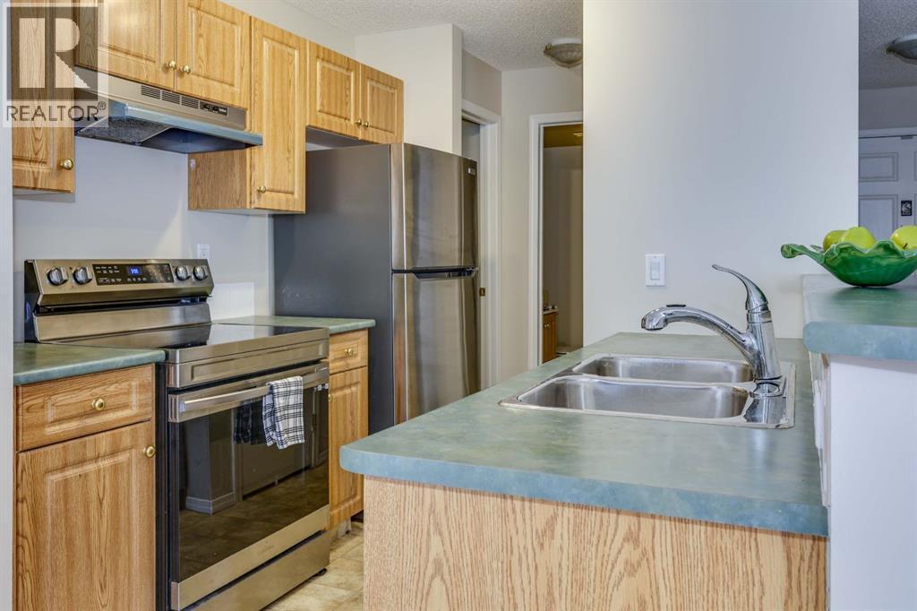 219, 260 Shawville Way Se, Calgary, Alberta  T2Y 3Z7 - Photo 4 - A2249559