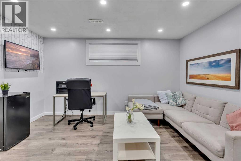 224 Hillcrest Road Sw, Airdrie, Alberta  T4B 4J8 - Photo 23 - A2258593