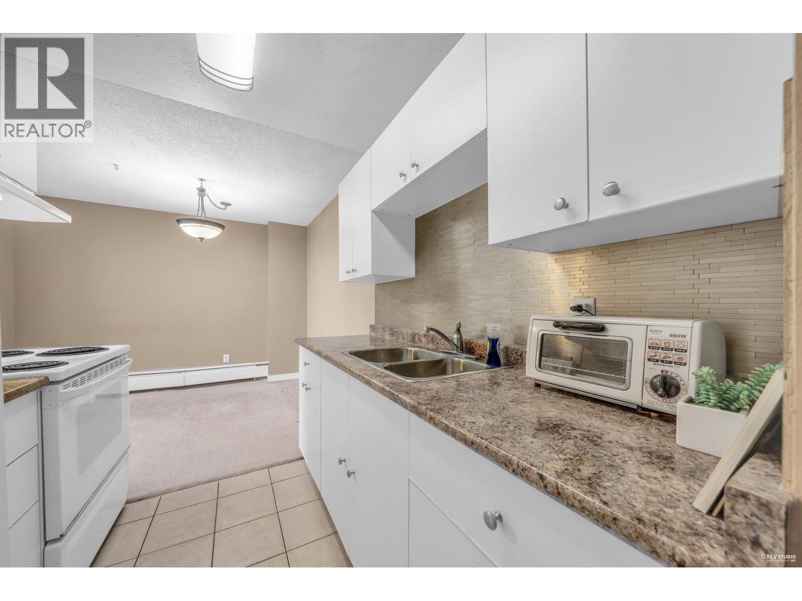 1602 2016 Fullerton Avenue, North Vancouver, British Columbia  V7P 3E6 - Photo 13 - R3062294