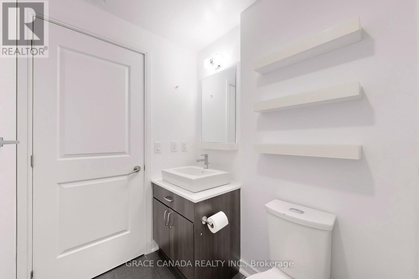 409 - 9205 Yonge Street, Richmond Hill, Ontario  L4C 1V5 - Photo 32 - N12486730