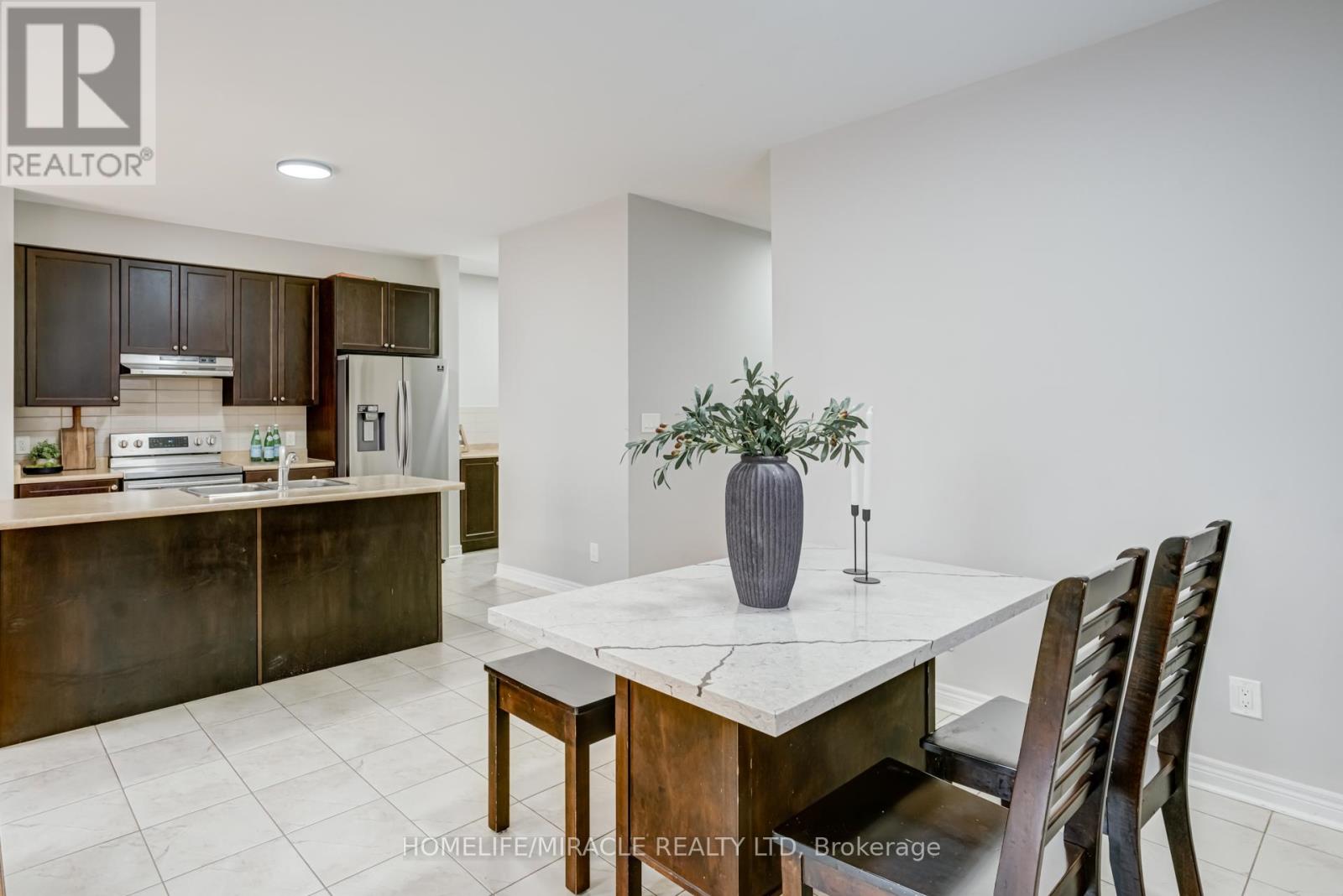 81 Willoughby Way, New Tecumseth, Ontario  L9R 0P4 - Photo 21 - N12486740