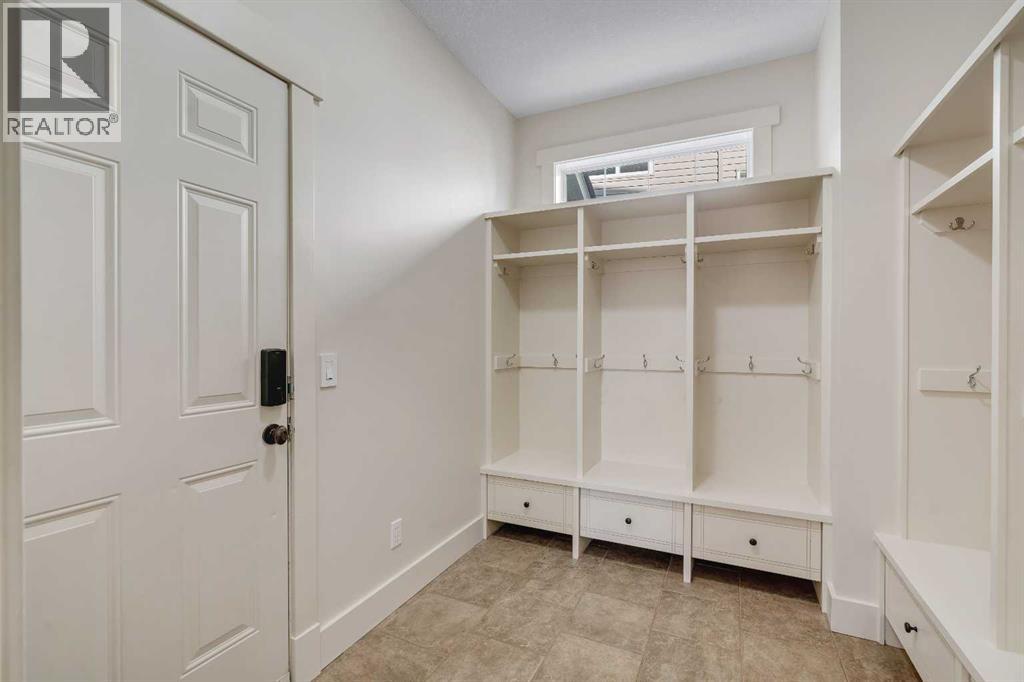 315 Crystal Green Close, Okotoks, Alberta  T1S 2K6 - Photo 6 - A2266937