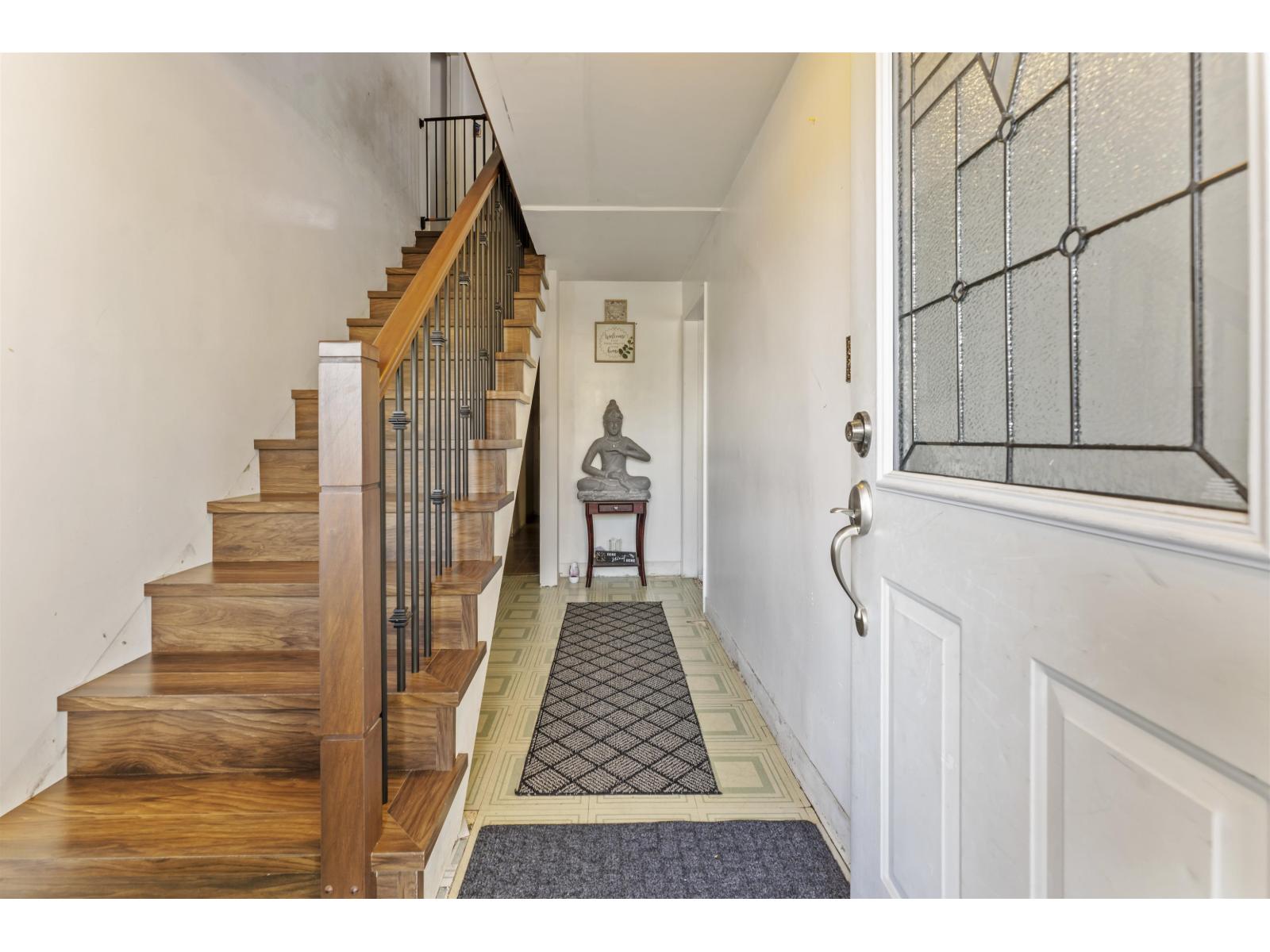 9761 124a Street, Surrey, British Columbia  V3V 4W2 - Photo 4 - R3062594