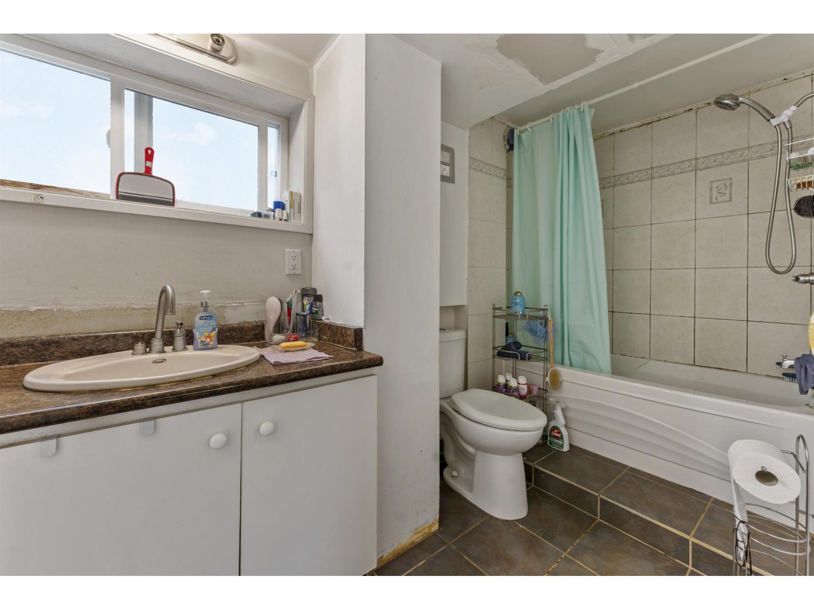 9761 124a Street, Surrey, British Columbia  V3V 4W2 - Photo 19 - R3062594