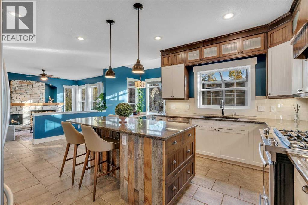 315 Crystal Green Close, Okotoks, Alberta  T1S 2K6 - Photo 17 - A2266937