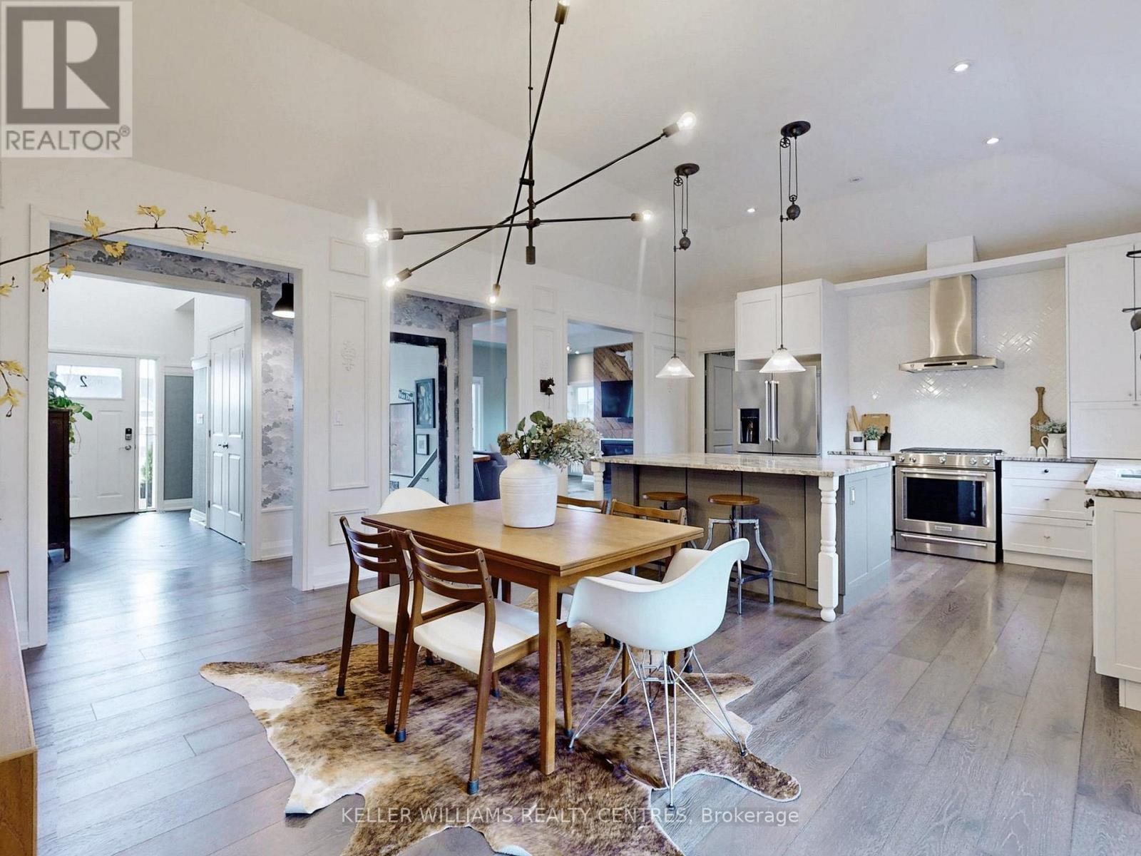 2 Thoroughbred Drive, Oro-Medonte, Ontario  L0K 1E0 - Photo 6 - S12486717