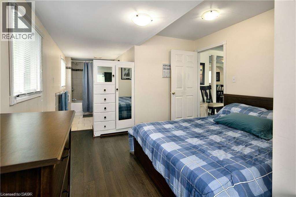 42 5th Lane, Wasaga Beach, Ontario  L9Z 2E9 - Photo 15 - 40783889