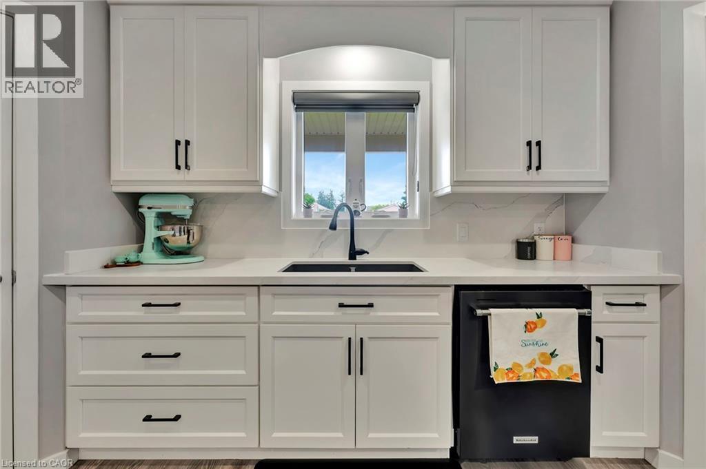 12 Albert Street, Langton, Ontario  N5V 2L8 - Photo 10 - 40783676