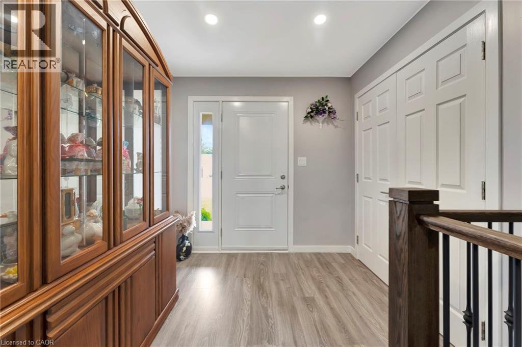 12 Albert Street, Langton, Ontario  N5V 2L8 - Photo 4 - 40783676