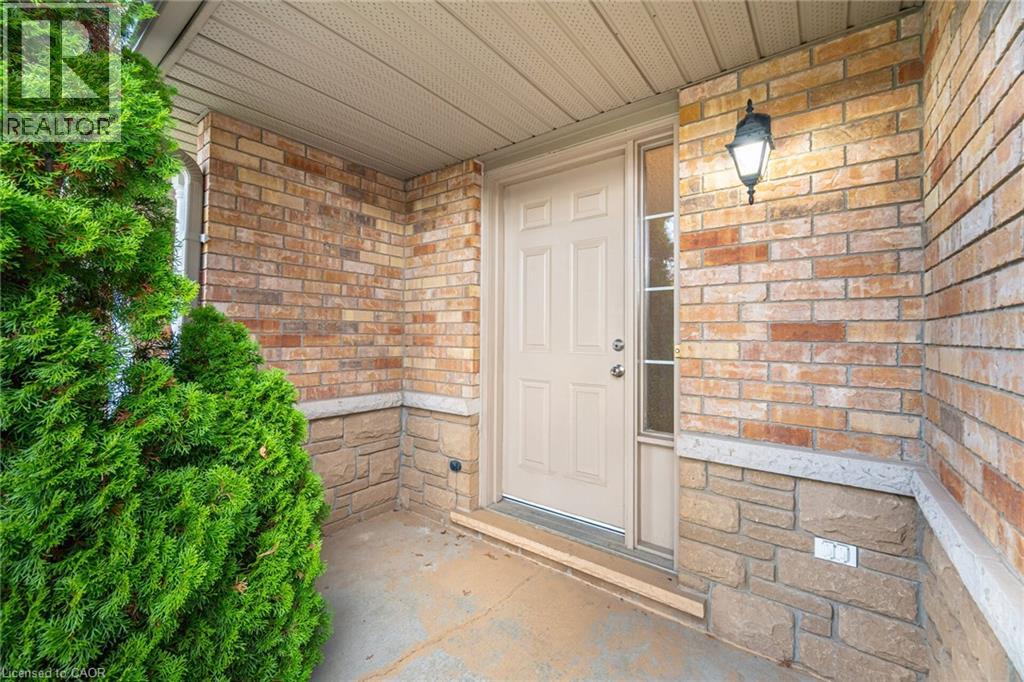 1283 Blanshard Drive Unit# 2, Burlington, Ontario  L7M 4T8 - Photo 3 - 40782649