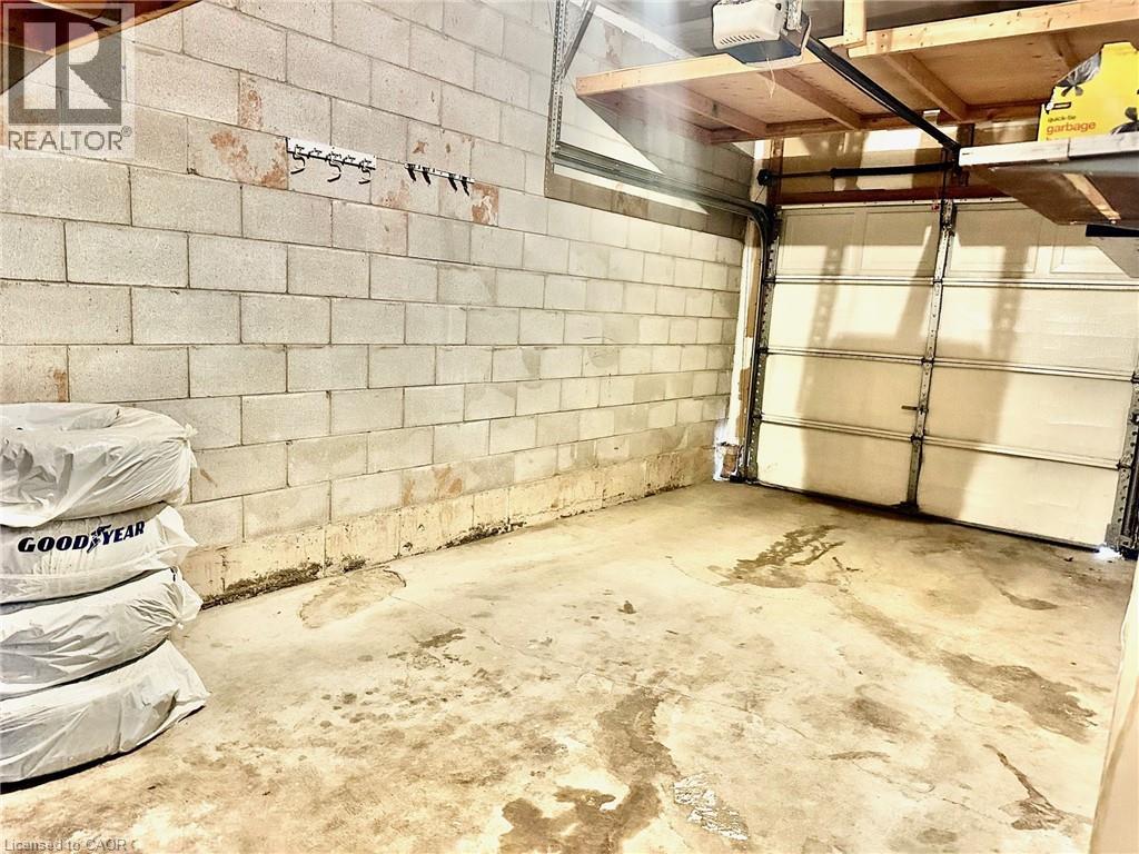 1283 Blanshard Drive Unit# 2, Burlington, Ontario  L7M 4T8 - Photo 38 - 40782649