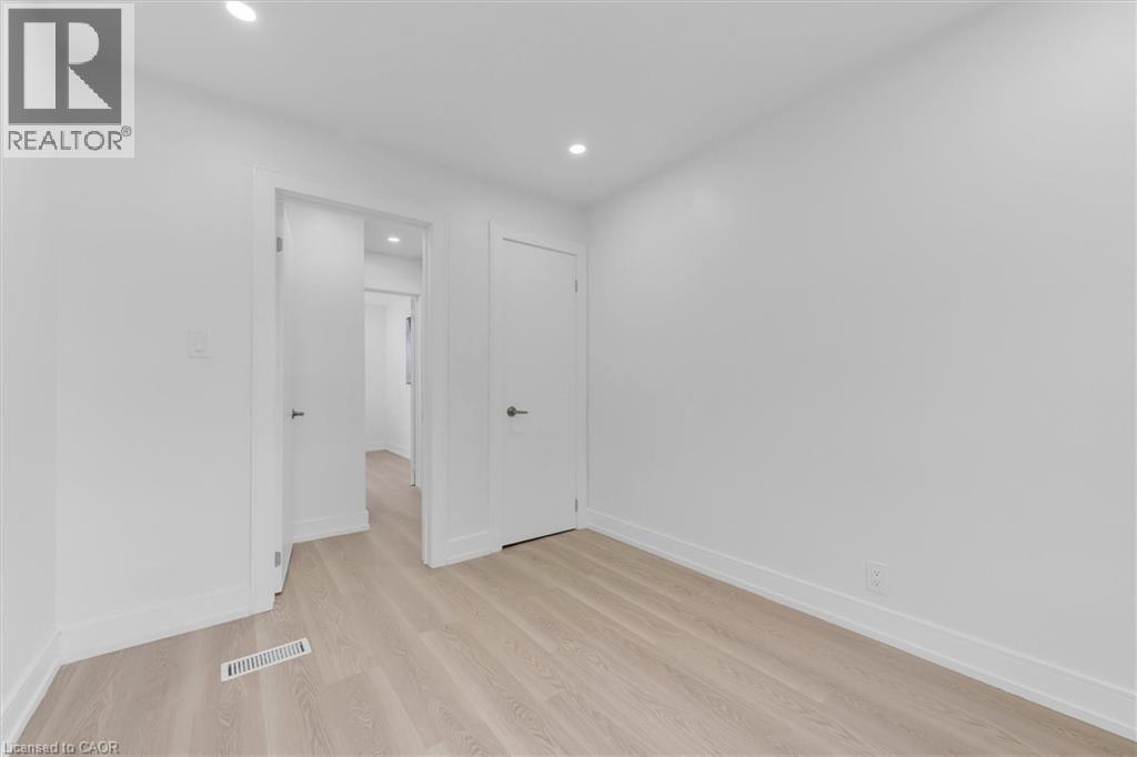 24 Eaton Place, Hamilton, Ontario  L8H 1N7 - Photo 17 - 40780545