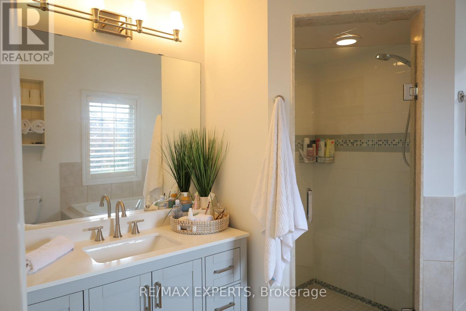 106 Castelli Court, Caledon, Ontario  L7E 2T8 - Photo 32 - W12486700